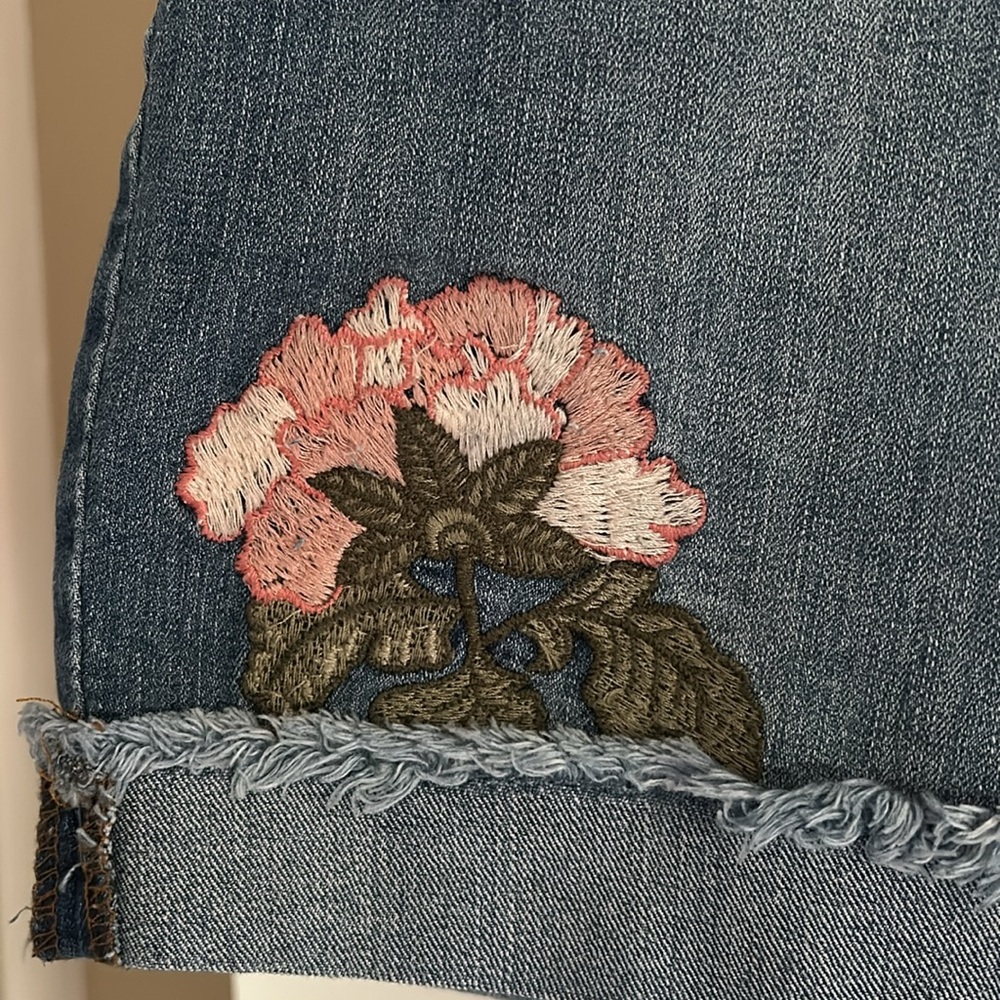 Code Bleu Embroidered Jeans Shorts 16W Gracie Boho - Picture 4 of 9
